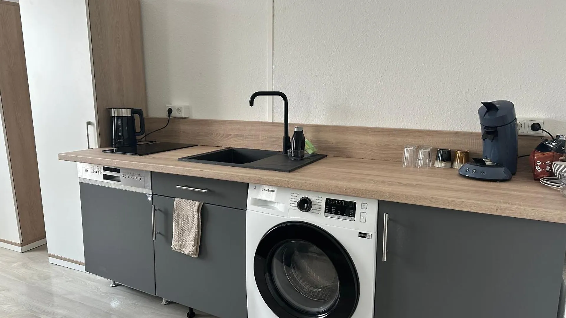 Hostel Primestay Studios Parking Wifi Kitchen Neurenberg