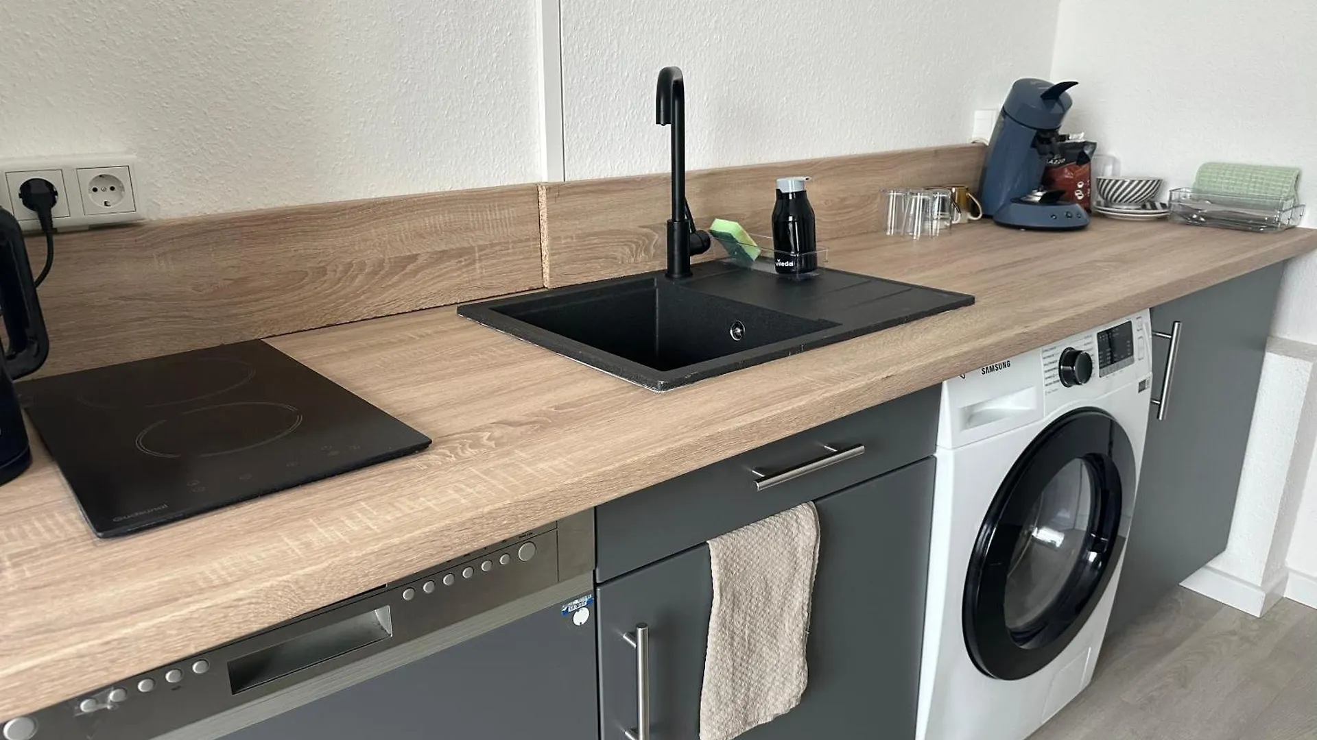 Primestay Studios Parking Wifi Kitchen Neurenberg Hostel